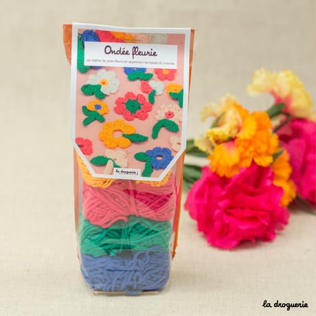 Ondée fleurie, les fleurs au crochet | Kit à crocheter