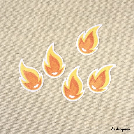Ecusson Flamme  Ecusson à thermocoller 50×33 mm