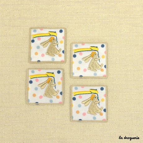Ecusson Little rabbits 37 mm | Ecusson à thermocoller 37×37 mm