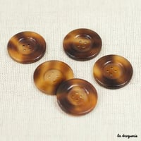 Bouton Ecaille bourrelet 4 trous L55 | Bouton 27mm