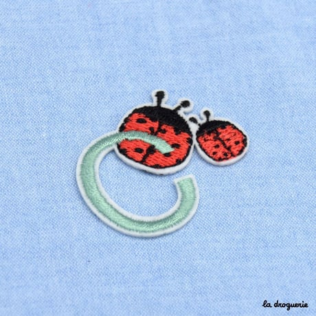 Ecussons “Alphabet animaux”67 à 45 mm