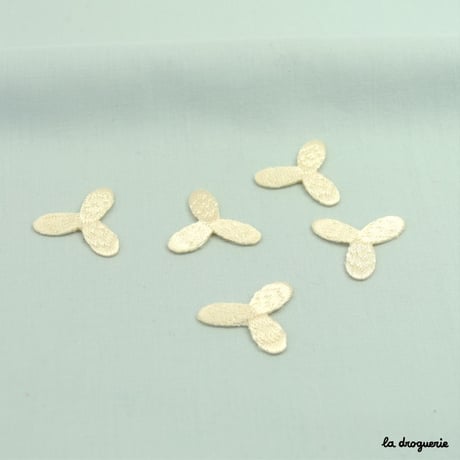Ecusson Fleur de rien du tout | Ecusson à thermocoller 25 mm