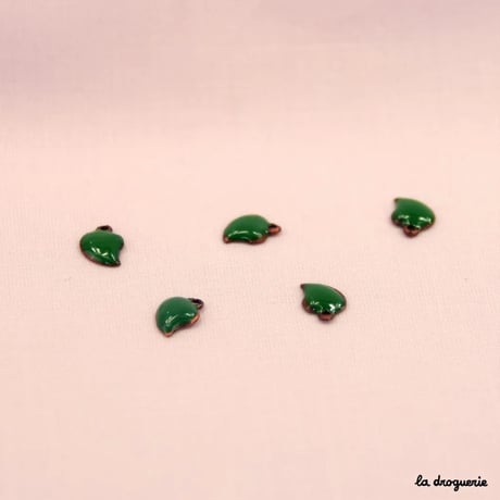 Perle Toquade mini-feuille en coeur | Perle 9x6 mm