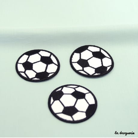 Ecusson “Façon cuir football”
