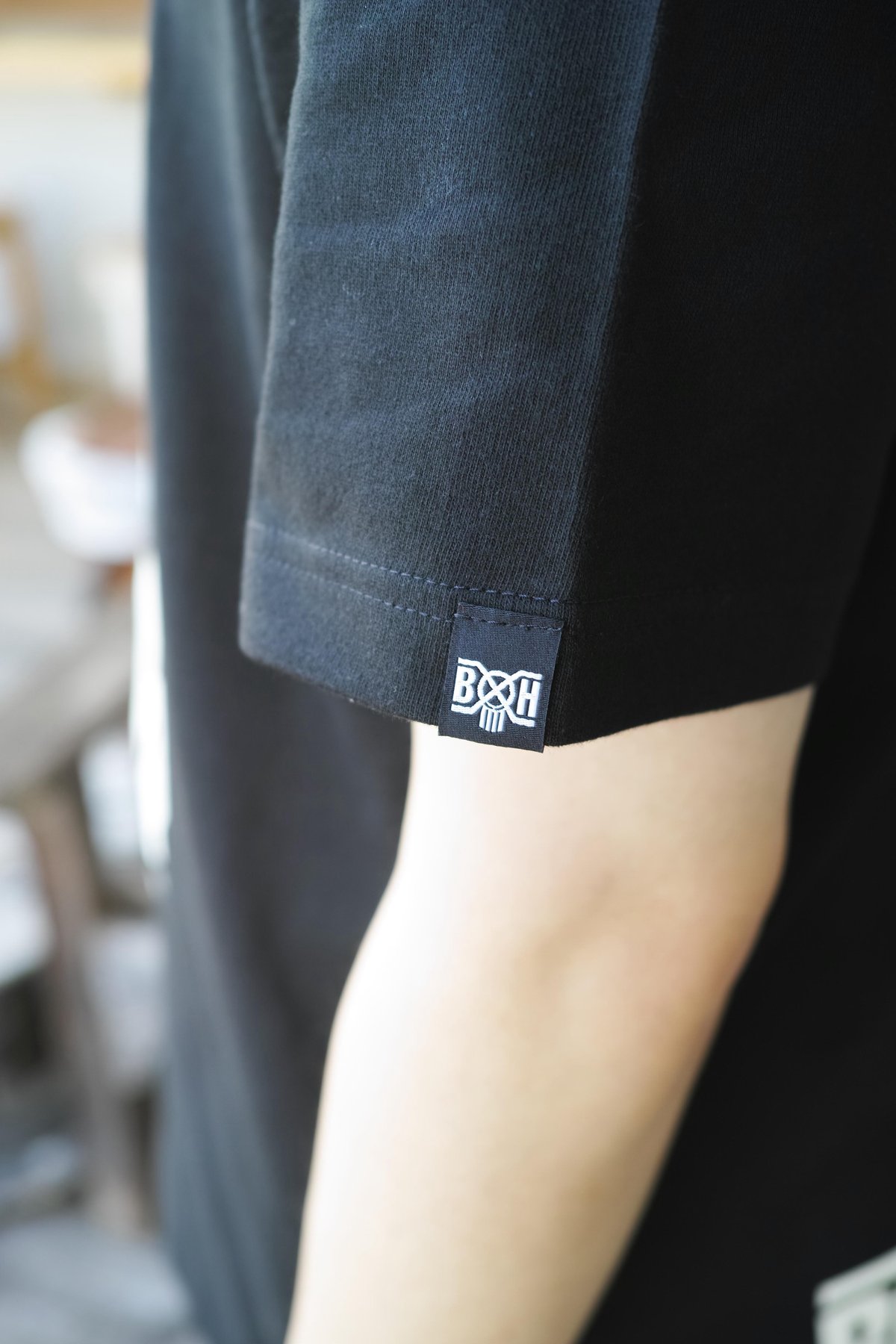 BOUNTY HUNTER × FARCRY BREWING, 反戦麦酒 Tee | FAR
