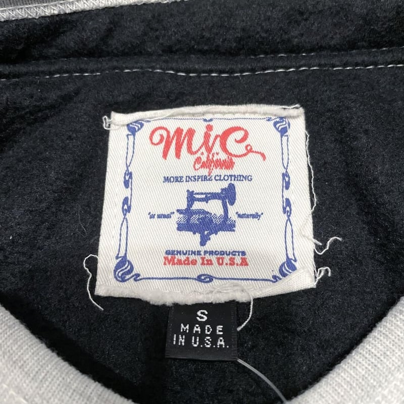 MIC エムアイシー プルオーバーパーカー フーディー ブラックボーダー 