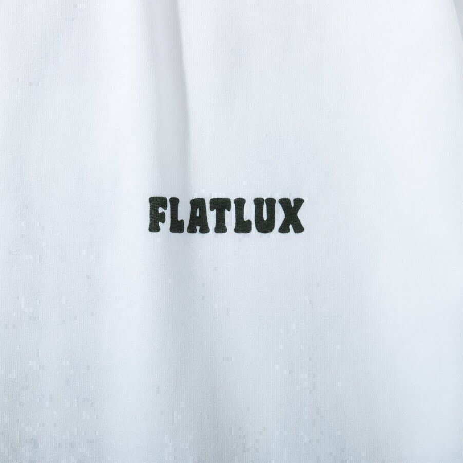 FLATLUX フラットラックス dope \u0026 chill 宇宙飛行士 Tシャツ