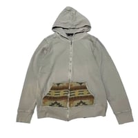 ARTISAN DE LUXE アルチザンデリュクス ネイティブ柄ポケット ジップパーカー スウェット ベージュ amh115