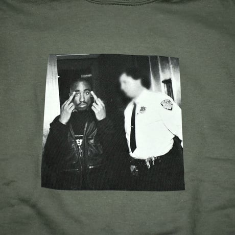 2PAC TUPAC トゥパック スウェットパーカー ラップスウェット オリーブ カーキ FINGER PHOTO HOODIE