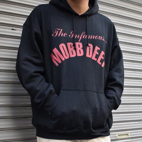 MOBB DEEP モブディープ オフィシャルライセンス スウェットパーカー ブラック INFAMOUS RED ON BLACK HOODIE mobb-297