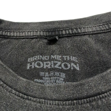 BRING ME THE HORIZON BMTH ブリングミーザホライズン Tシャツ バンドTシャツ グレーウォッシュ Flame Hex & Text Logo S/S TEE
