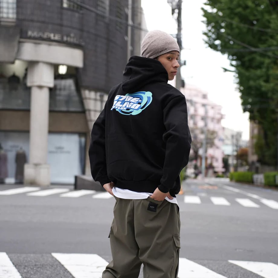 653e070cdfdb470f1e303389