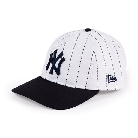 MoMA x NEW ERA モマxニューエラ ニューヨークヤンキース キャップ ホワイト/ネイビー NEW YORK YANKEES PINSTRIPE BASEBALL CAP 9TWENTY