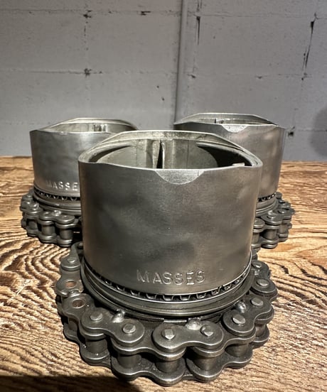 MASSES ASHTRAY #1