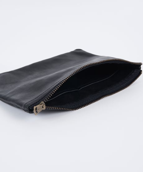 LEATHER CASE L