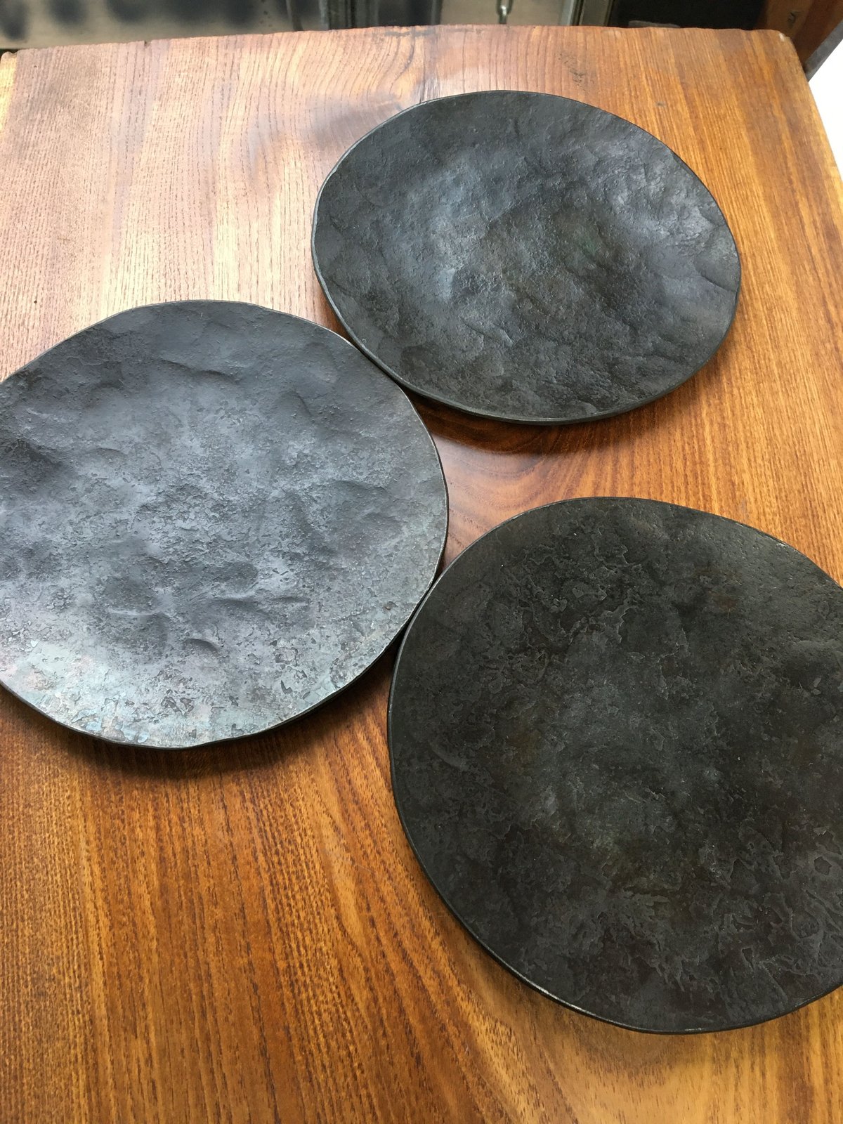 ■Artisan Noir 鉄板 Iron Plate 鉄の皿 ハンドメイド □Artisan Noir 鉄板 Iron Plate 鉄の皿 ハンドメイド □Artisan