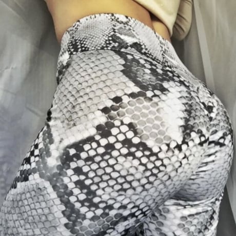 gray python pattern pants (1 color)