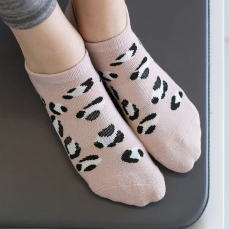 Classic Low Rise Non Slip Grip Socks - Cheetah