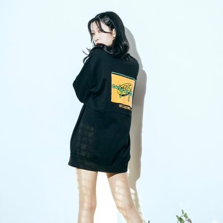 SWEATSHIRT（BLACK）