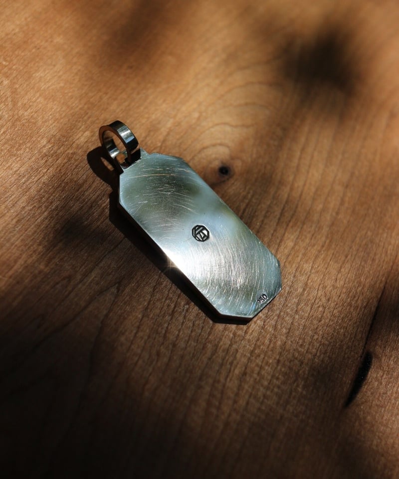 呪物　ほんとに怖い　木製と金属製の十字架 MySacrum 十字架にかけられた悪魔 - Etsy 日本