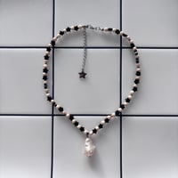 Black star Pearl necklace