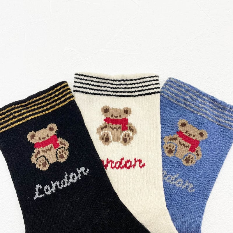 イギリスに旅する靴下】タビスル 刺繍風クマ Sクルー丈 ソックス イギリスに旅する靴下】タビスル 刺繍風クマ Sクルー丈 ソックス