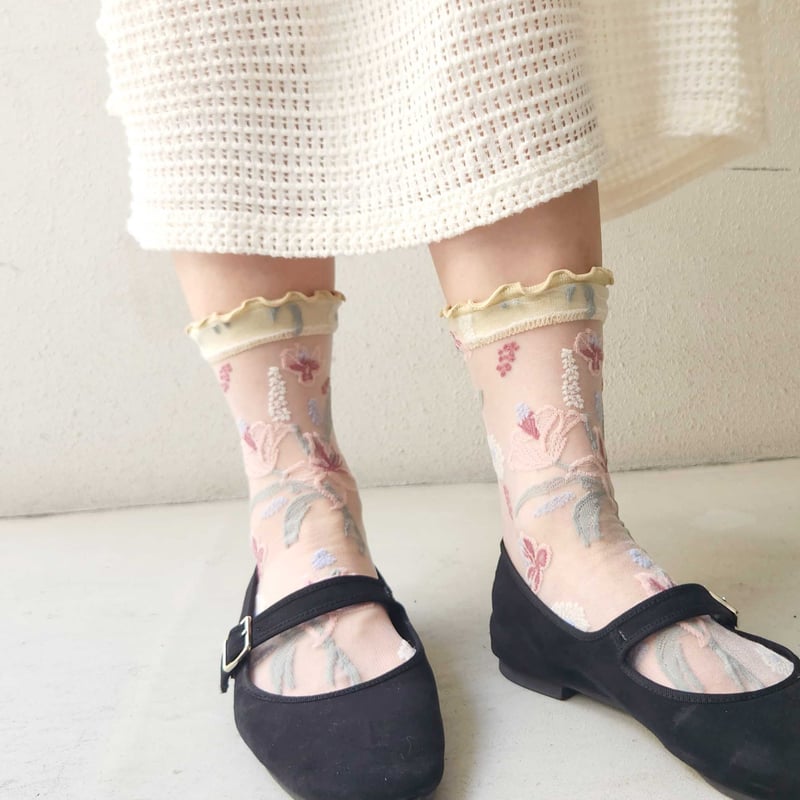 リッチなデザイン￤リリーフラワー ラメ入りメロー クルー丈 ソックス