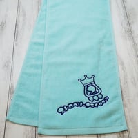 ストロベリーマフラータオル　ライトブルー