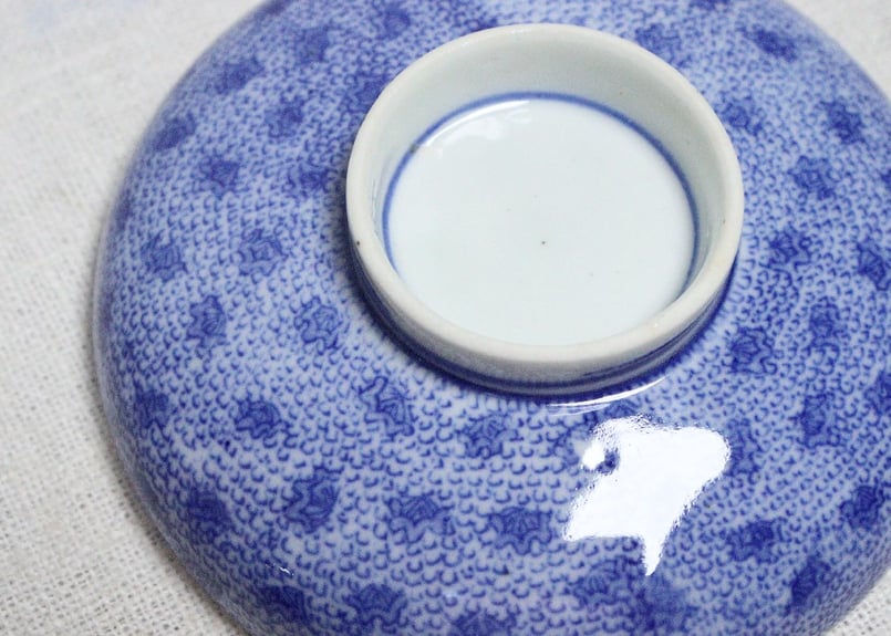 明治後期～大正銅判微塵唐草図蓋茶碗 少甘手 | 吉祥寺PukuPuku