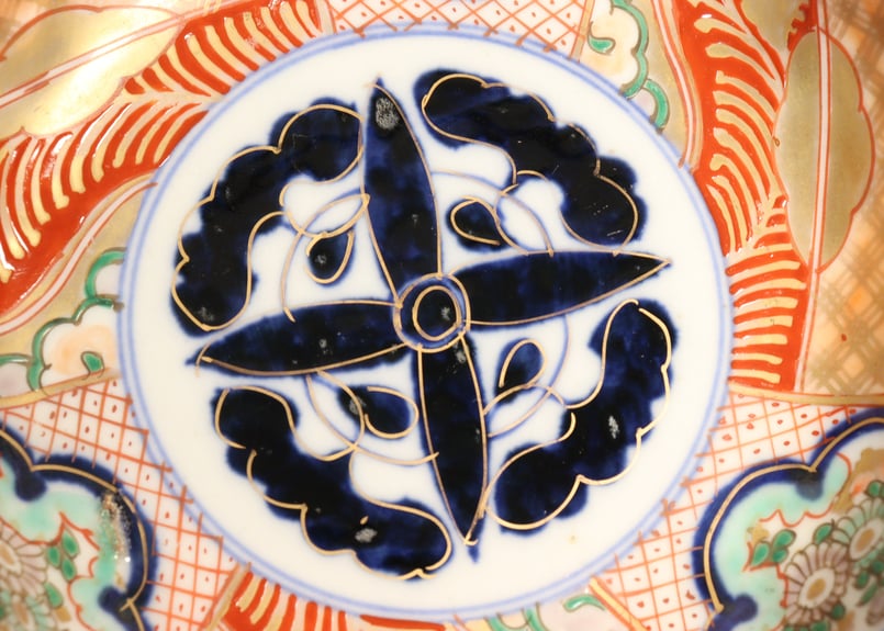 明治前期色絵三方に菊図窓絵なます皿 | 吉祥寺PukuPuku