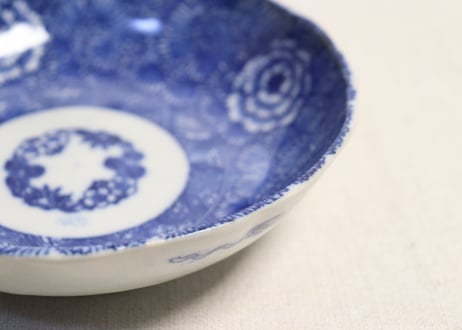 明治後期～大正銅判牡丹唐草図なます皿