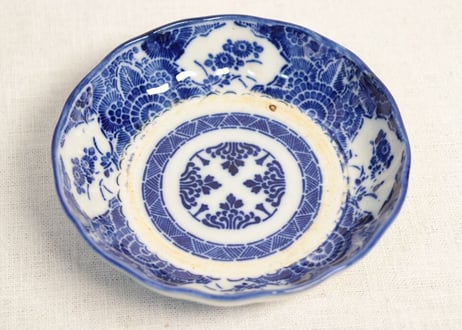明治前期紙刷菊と牡丹図なます皿
