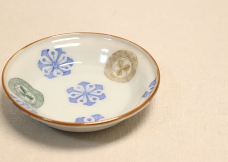 明治後期～大正銅判雪と丸文散らし図小皿②薄め
