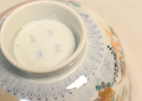 明治前期色絵牡丹と秋草図飯茶碗