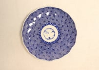 明治前期染付微塵唐草図7寸皿