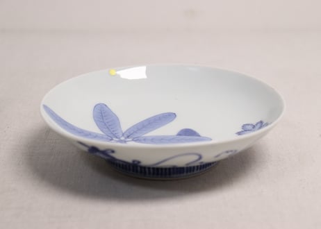 明治前期鍋島焼染付葉と七宝文5寸台皿②ノミホツ