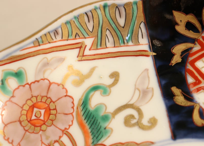 明治前期色絵三方に牡丹図7寸皿 | 吉祥寺PukuPuku