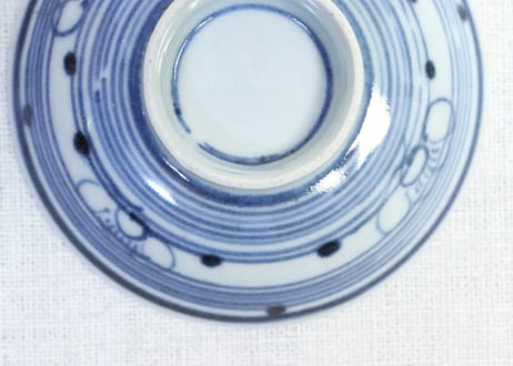 江戸幕末染付輪線に梅図飯茶碗➁　フリモノ,歪み