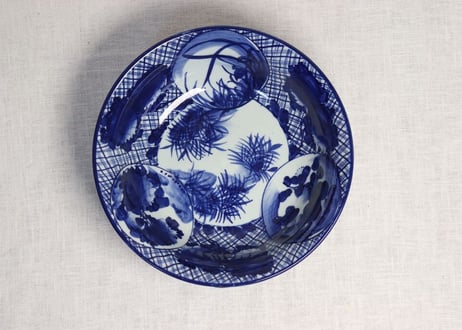 明治前期ベロ藍丸窓に草花図8寸鉢 ノミホツ