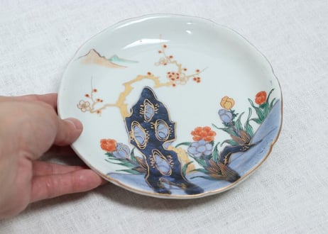 明治前期色絵梅と福寿草図5.5寸皿