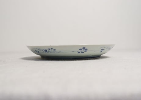 江戸中期染付紅葉と折り紙に牡丹図6寸皿 ひっつき,トリアシ