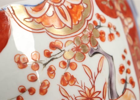 明治前期色絵六方に桜と梅図三ツ組鉢 小・中に高台ホツ