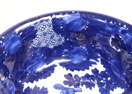 明治前期ベロ藍花図7.5寸鉢 小ホツ