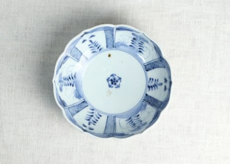 江戸中期染付六方に草花図輪花なます皿