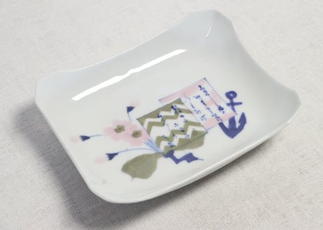明治後期～大正染付桜と碇図長角皿