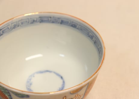 明治後期～大正色絵鶴丸と牡丹図飯茶碗