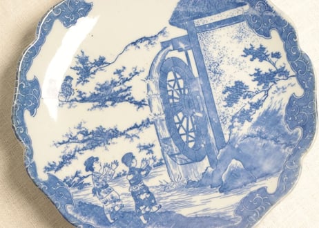 明治後期～大正銅判水車と学童図8寸皿