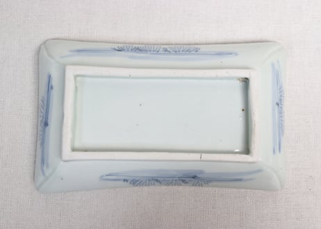 江戸幕末染付菖蒲図長皿　かたつき