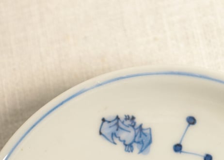 明治前期染付少年と蝙蝠図小皿①個体差多め