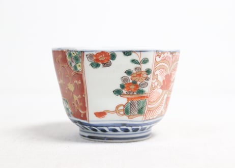 明治前期色絵花と唐草図六角向付②小ニュウ